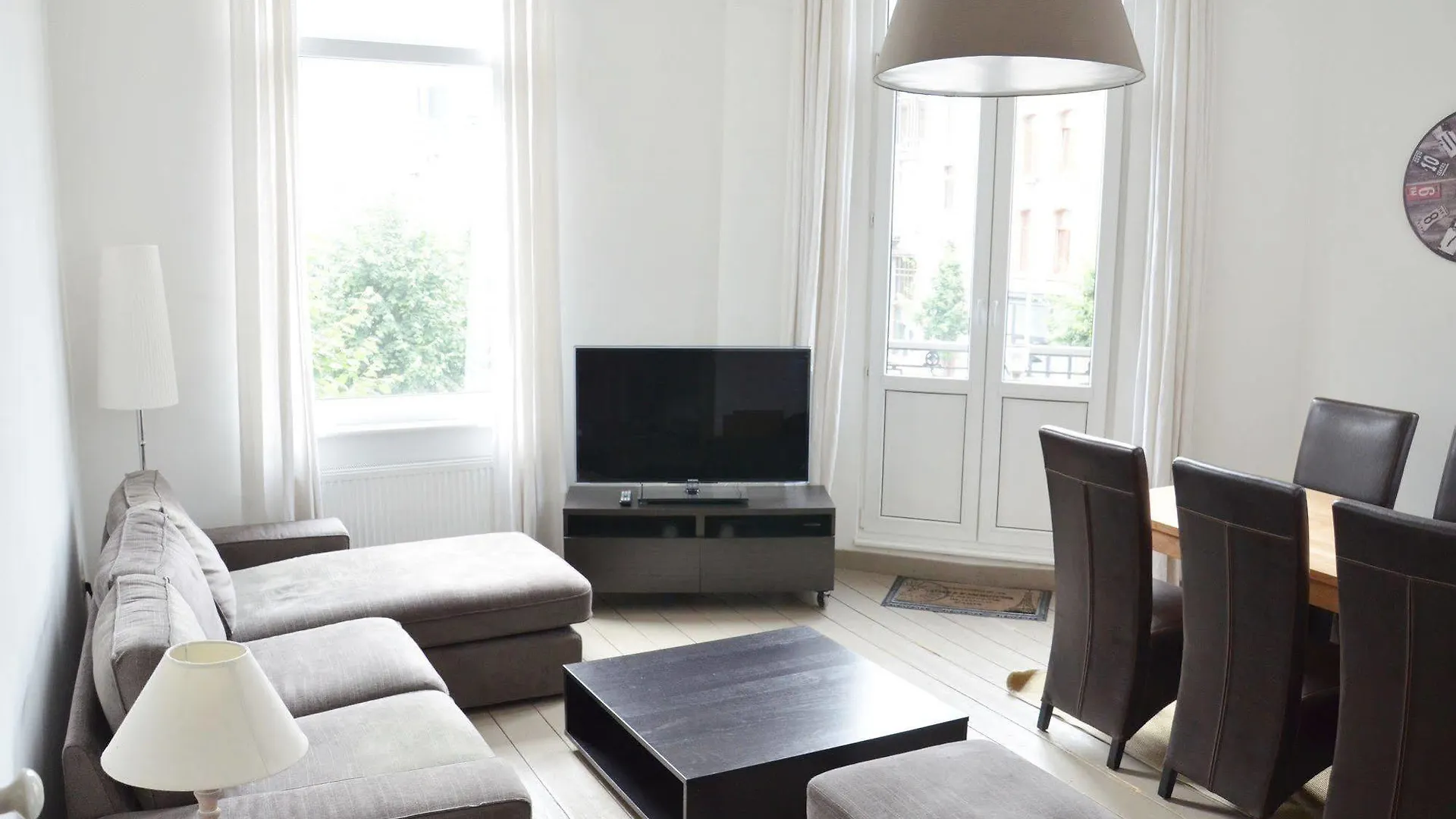 Amazing Apartment Antwerp South Hotel